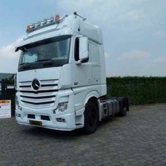 Actros.JPG
