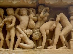khajuraho-10.jpg