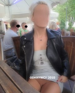 Mini w kawiarni :)