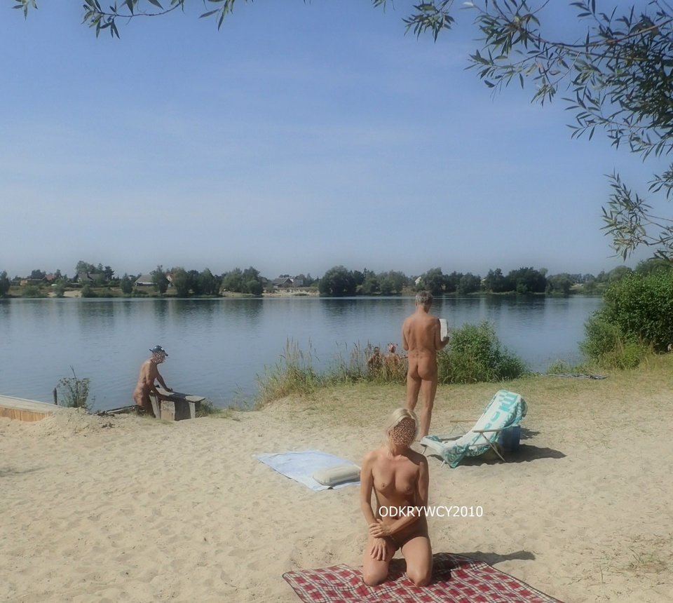 Na plaży słońce smaży ...  - Odkrywcy2010