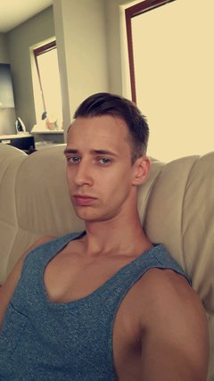 Snapchat-1802472465.jpg