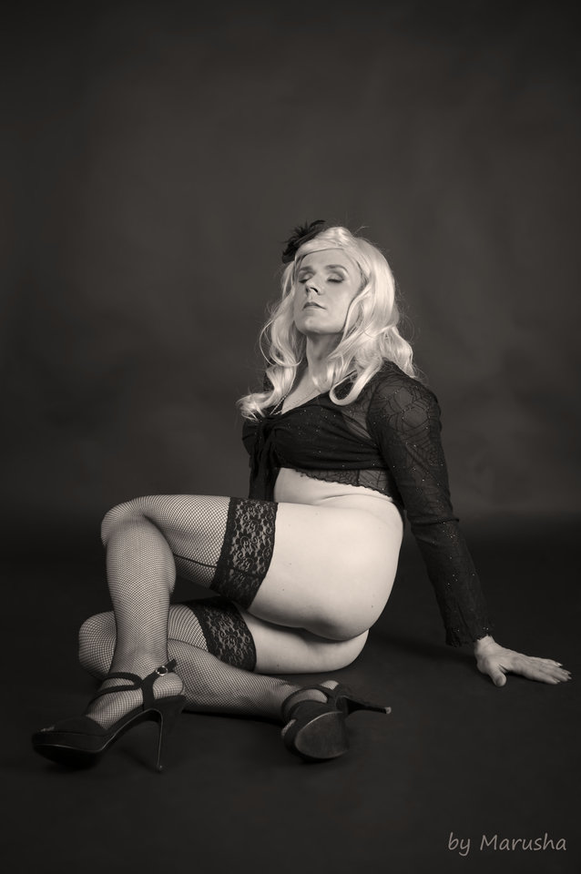 szóste.jpg - Marusha
