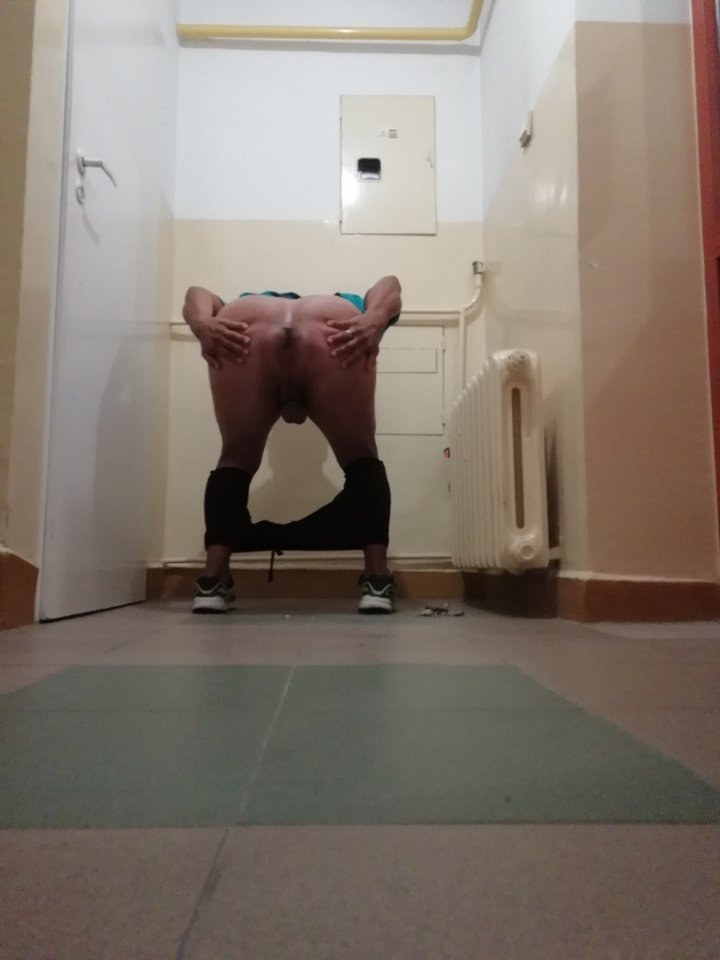 IMG_20180722_210847.jpg - lickemydick