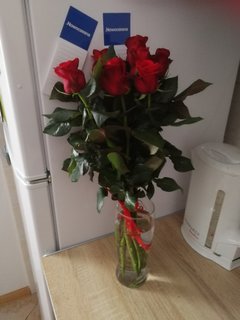 A jednak dżentelmeni jeszcze nie wygineli :)