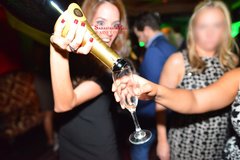 IMG_1666🍾🥂.jpg