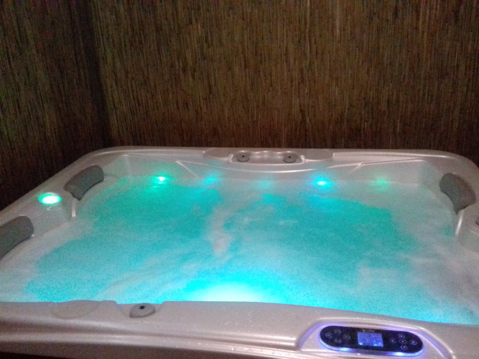 My dzisiaj bawimy sie tutaj😆😄👍🍸🍺🍦🌊🛀 - SexFitCouple