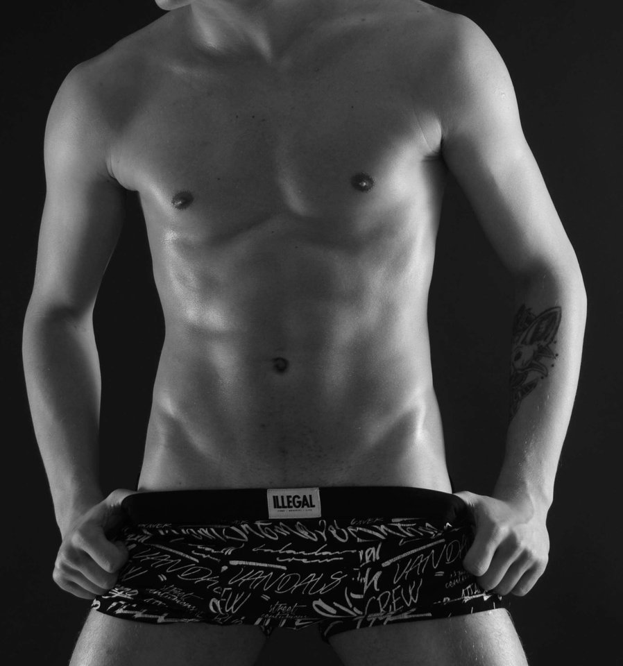 Fotograf uwydatnił to co dobre ;) - Hotparaszukasponosranow