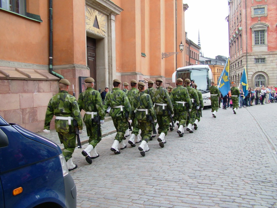 a u nas w Stockholmie chyba jakas wojna (tak naprawde zmiana war - bozcez