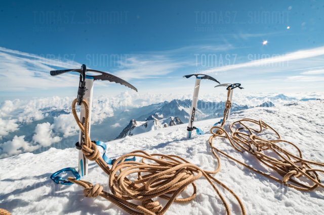 Tomasz_Summit