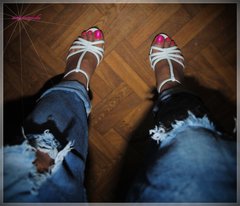 Jeansy.