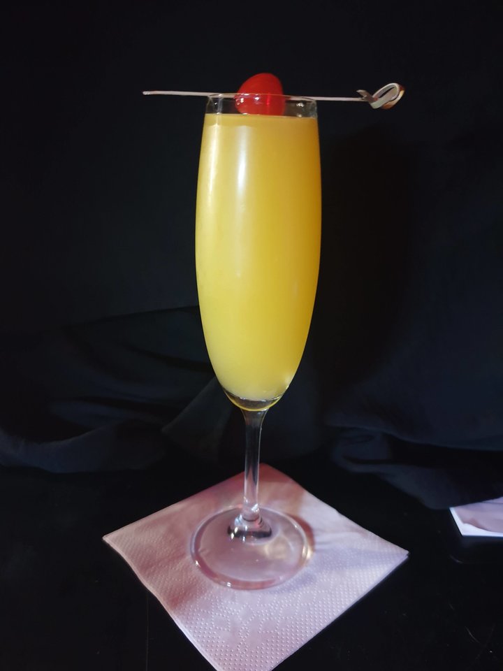 Specjalność dnia - BELUGA MIMOSA - LavaClub
