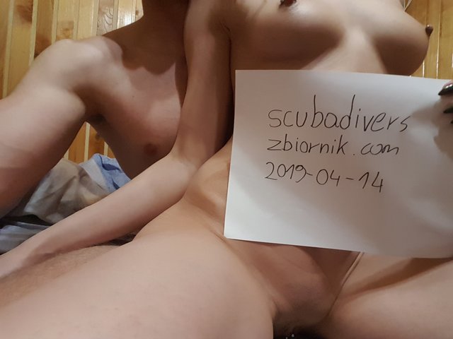 scubadivers