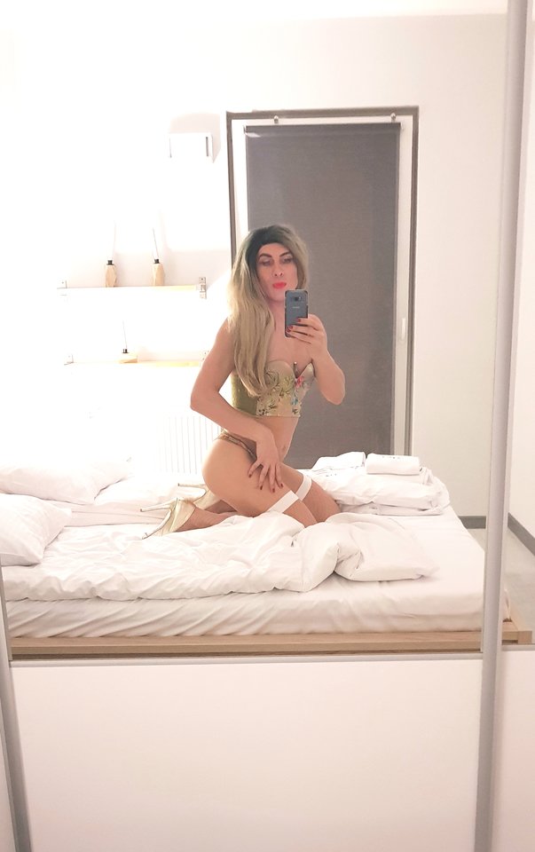 20190521_214623.jpg - Elizalady26