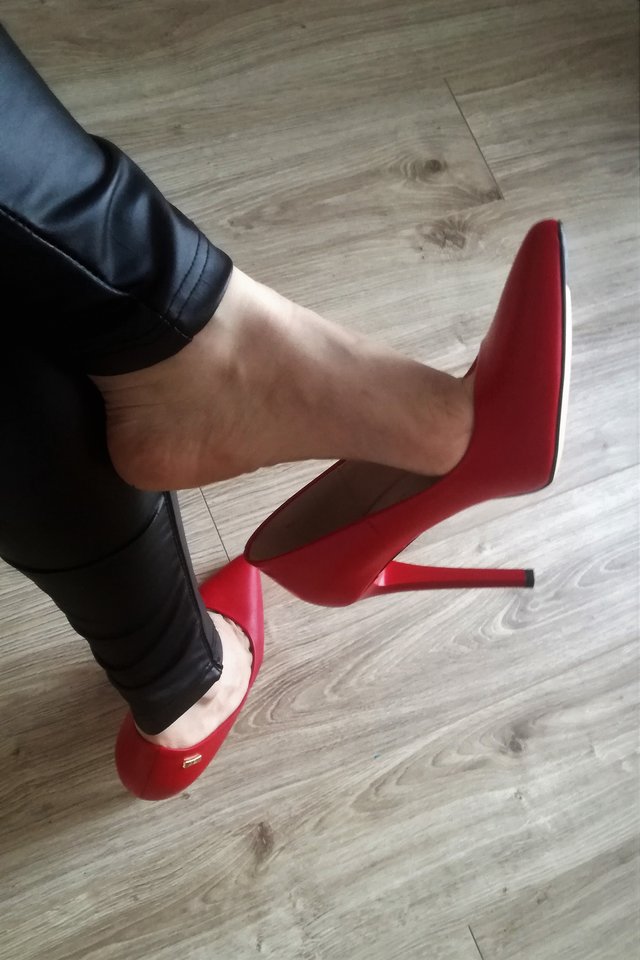 HighHeels86