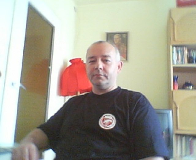 251096_103837226376043_6510204_n.jpg - javert