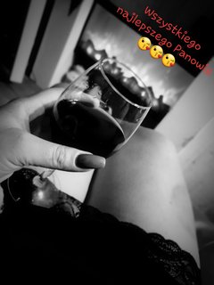 😘