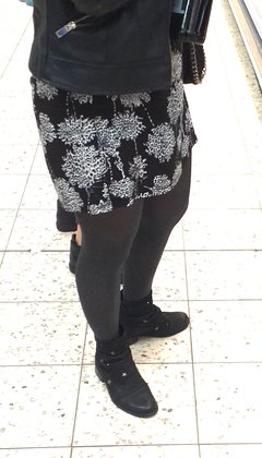 201910014740v.jpg