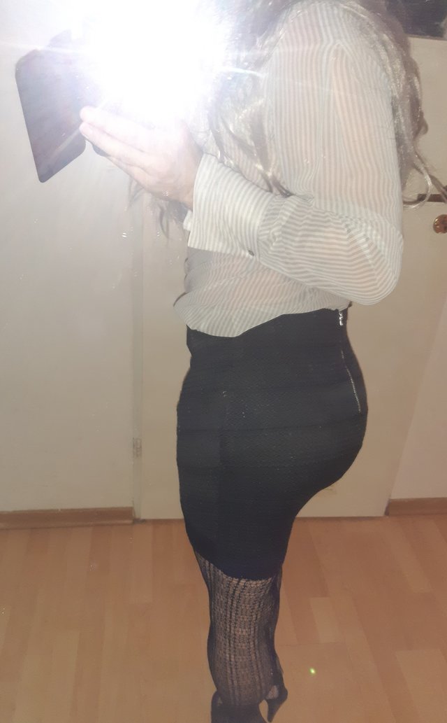 AngelaCrosdress