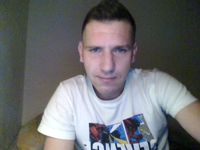 mlodykam86