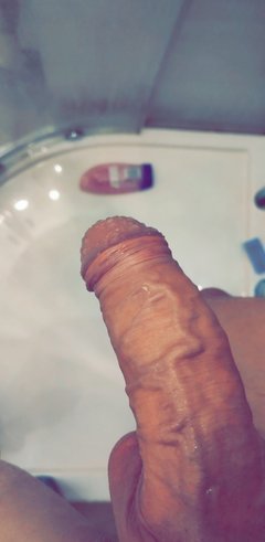 Na kolanach jest Twoje miejsce dziewczynko