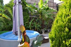 Ogrodowe jacuzzi w JC&R