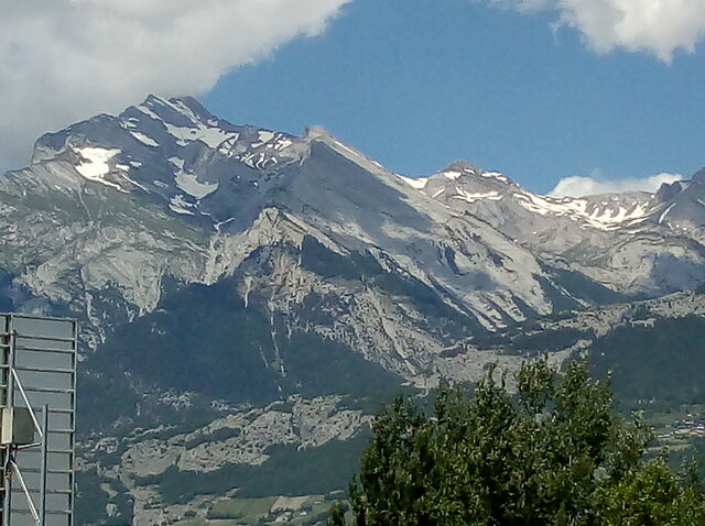 Evian1245890