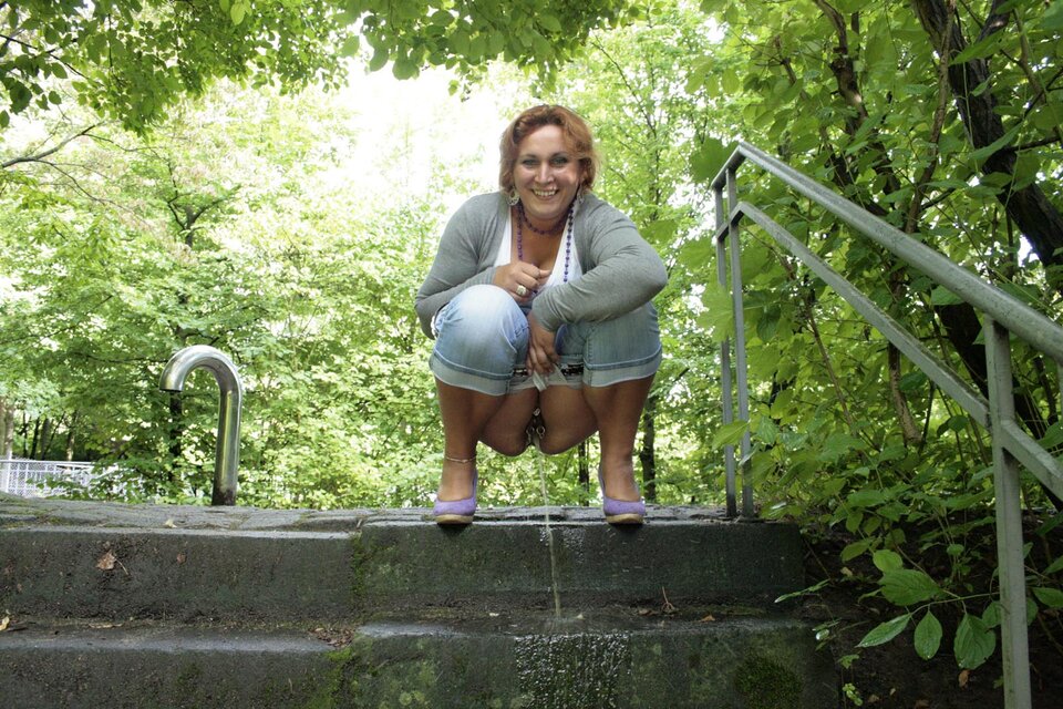 DSC00003.jpg - nakedgirl