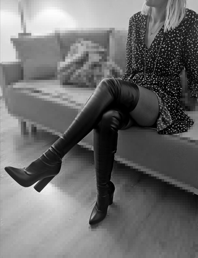 Hot_Wife93