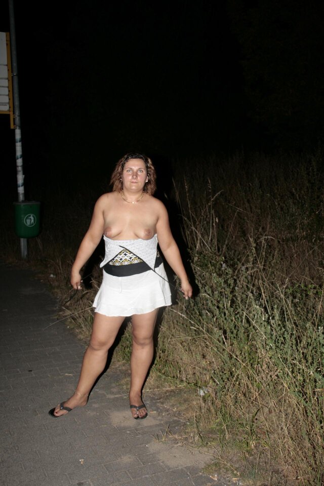 4.jpg - nakedgirl