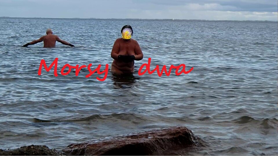 Jesienna kąpiel. - Morsy_dwa
