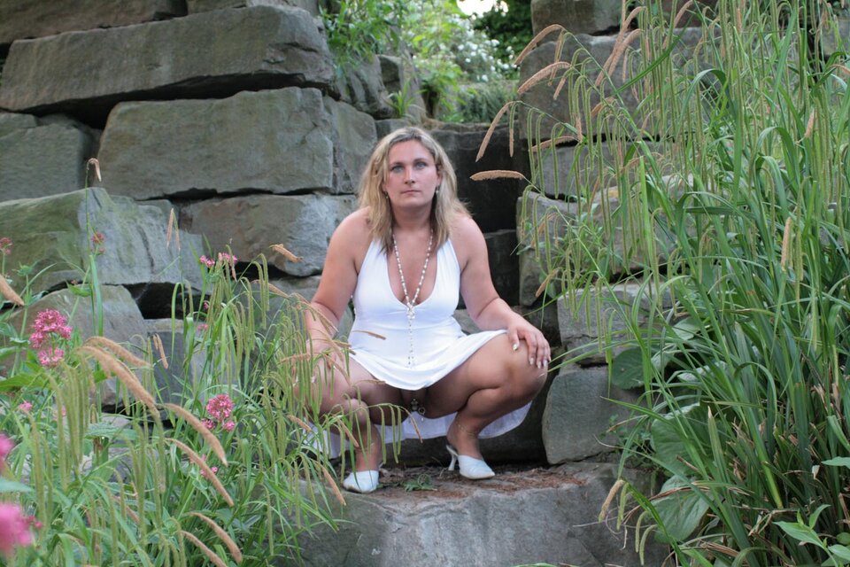 image00018.jpg - nakedgirl