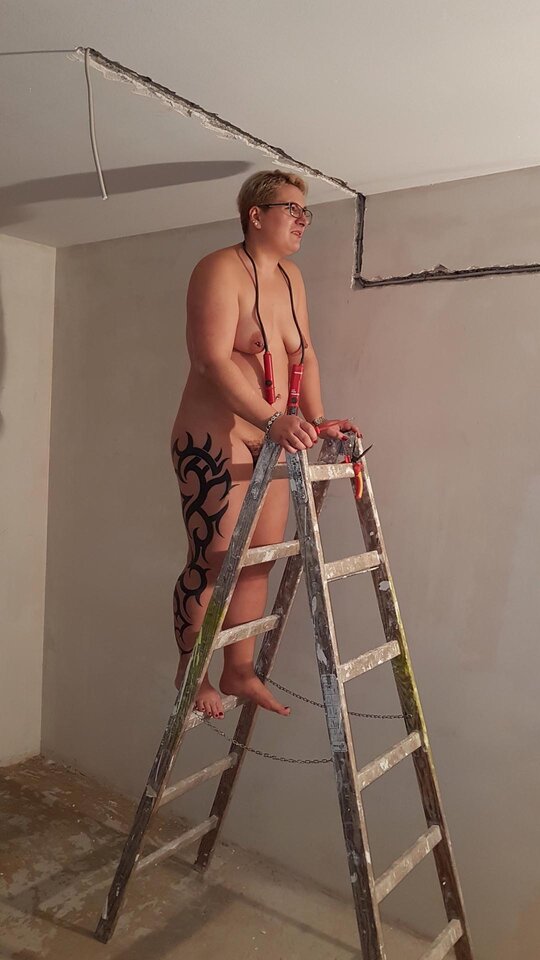 2017-03-09_08-25-35.jpg - nakedgirl