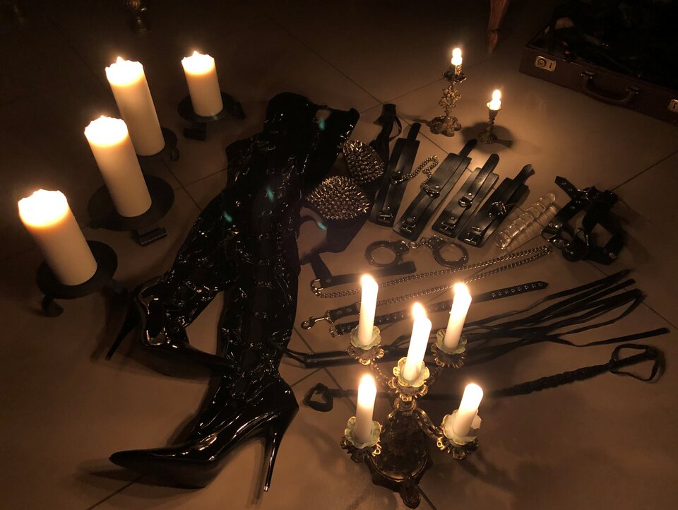 BDSM Party - agnesss24