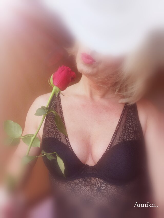Anikaa38