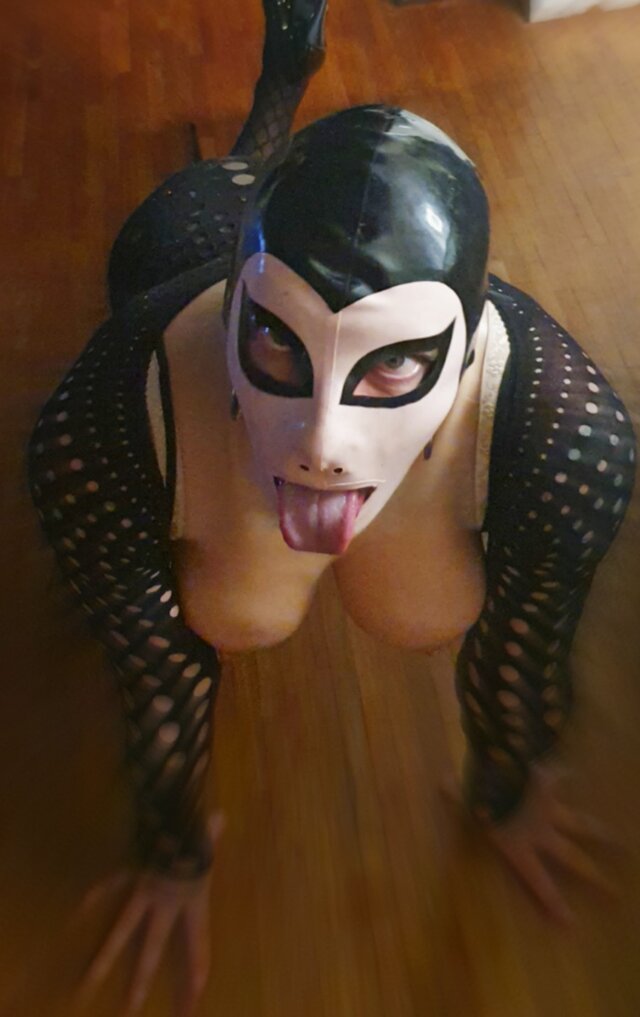 Rubberpuppet