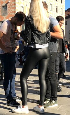 Candid 1 (26).jpg