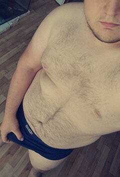 Snapchat-1649413337~2.jpg
