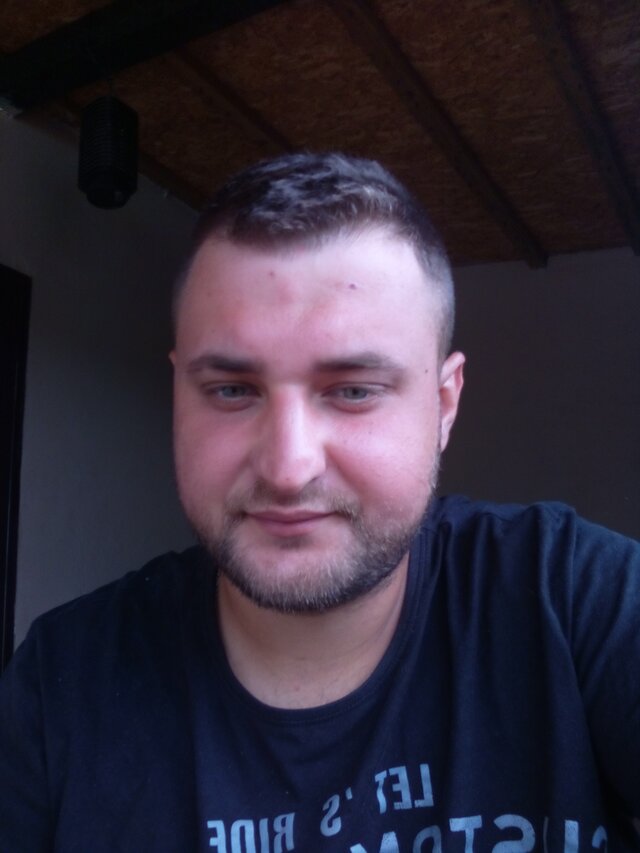 Andrzejek2525