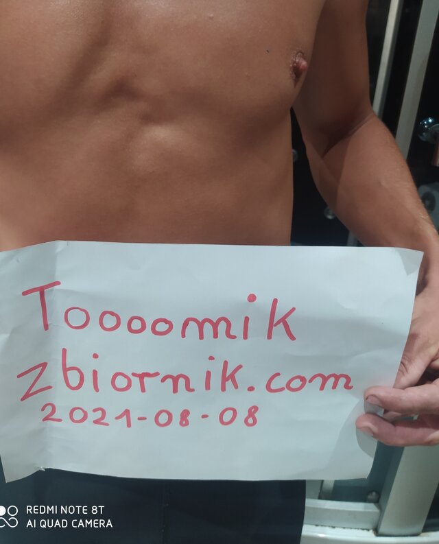 Toooomik