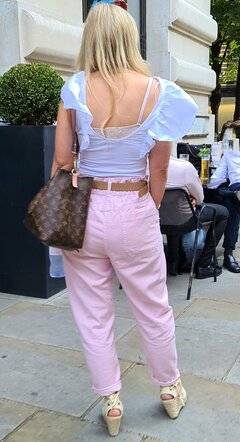 candid (34).jpg