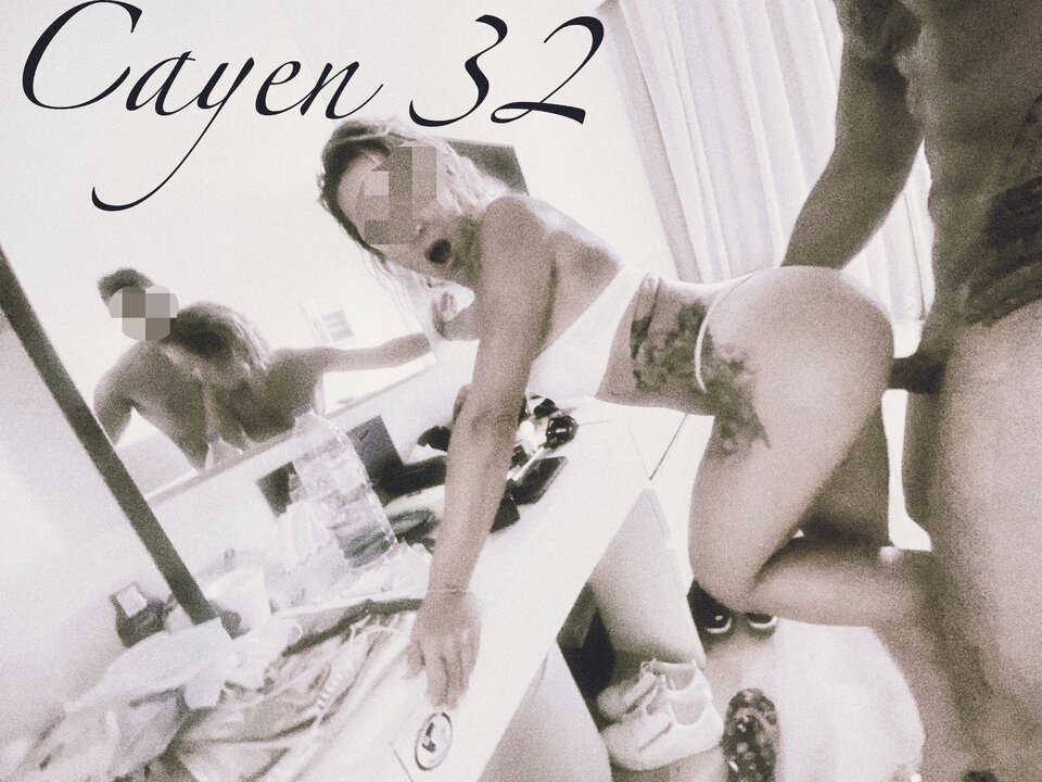 9F84DE99-43E2-4C2B-BA95-AC0C313673F4.jpeg - cayen32