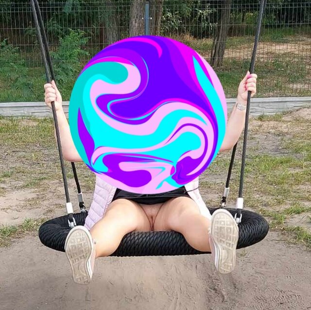 marbarellared1
