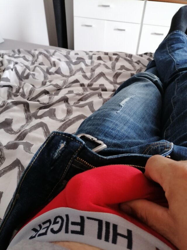 on_dyskretnyy
