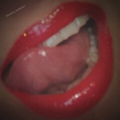 💋
