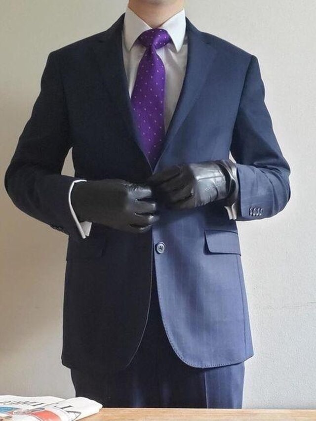 krisgloves