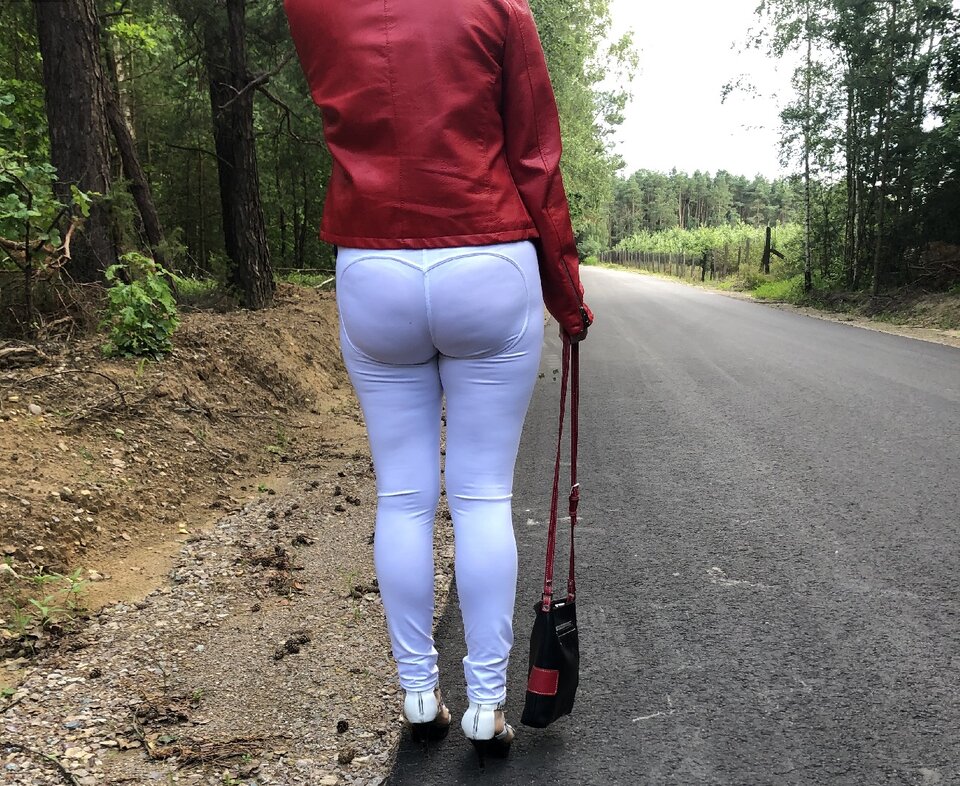 przy drodze14.jpg - sexiass30