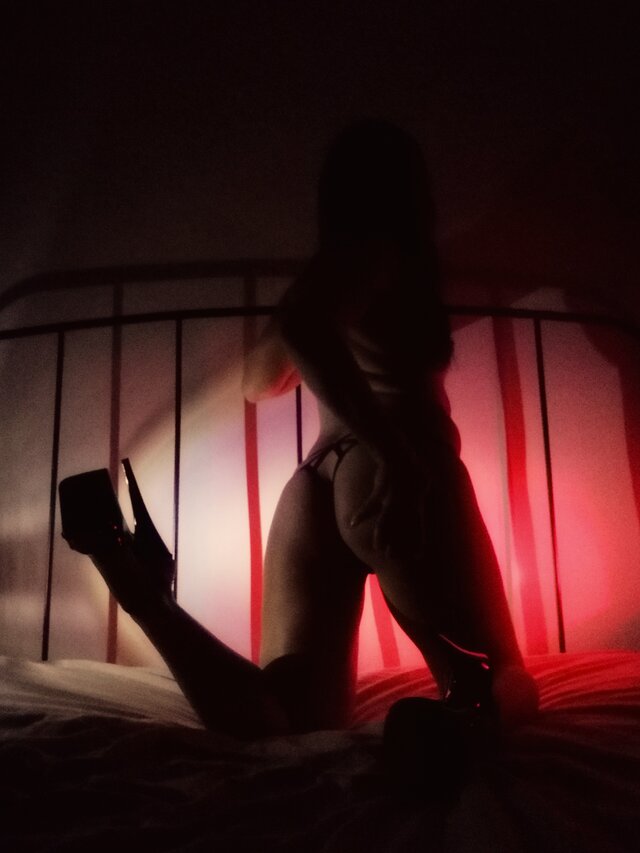 Black_and_Blond