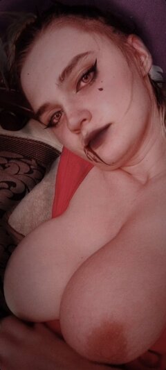 Screenshot_20211122-011710_Gallery.jpg