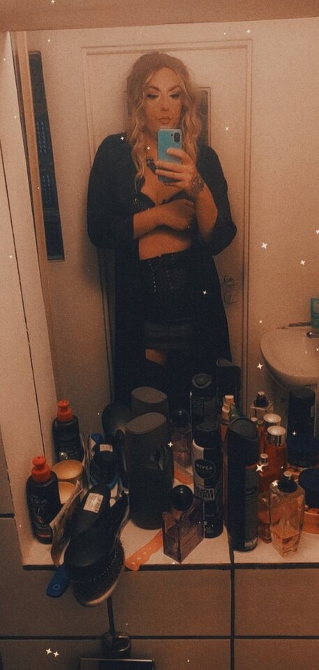 Snapchat-837256910.jpg - KarolinaShemale29