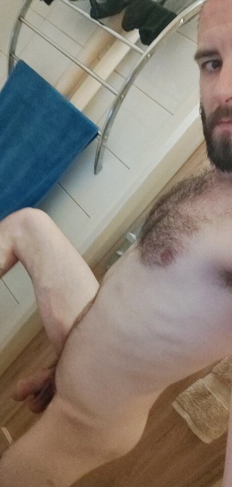 Snapchat-1141320425.jpg - GayEric93